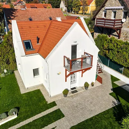 Shambala Lejlighed *