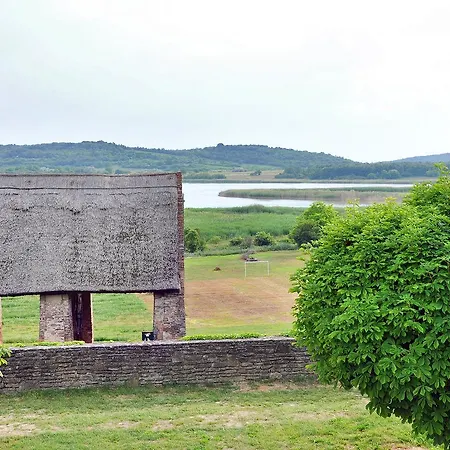 Shambala Lejlighed Tihany